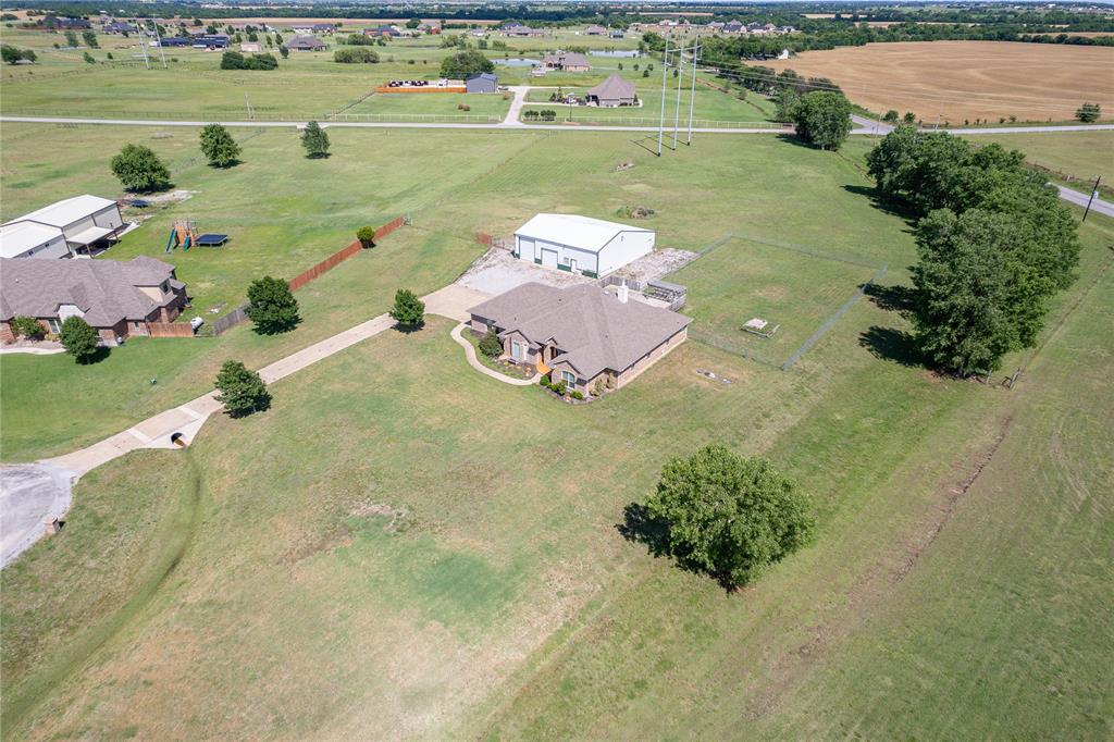 2858 Fields Road Property Photo 3