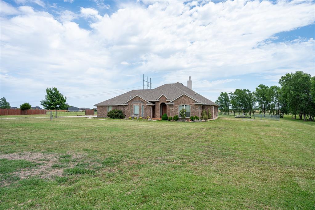 2858 Fields Road Property Photo 5