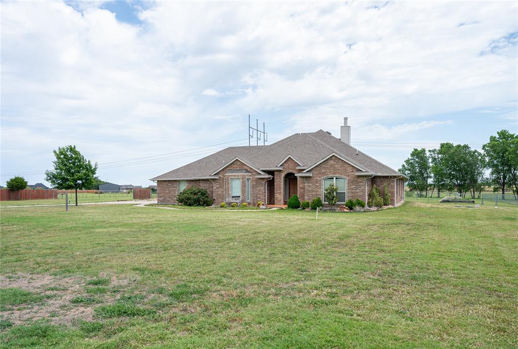 2858 Fields Road Property Photo 7