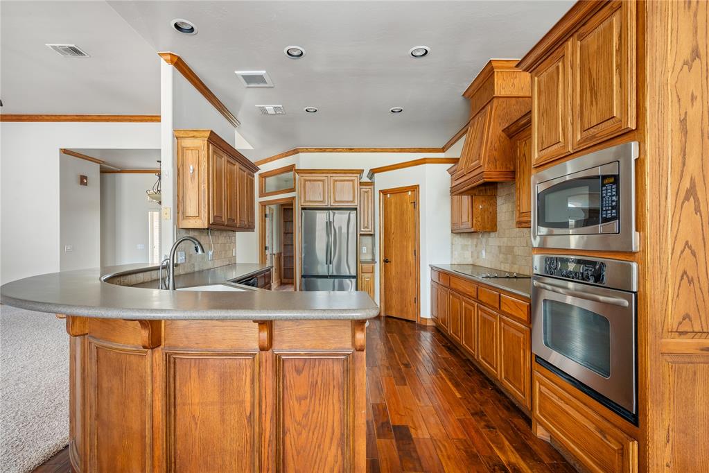 2858 Fields Road Property Photo 11