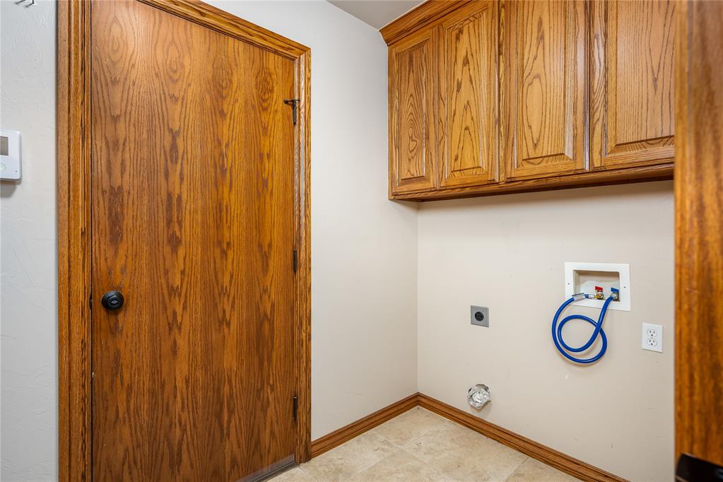 2858 Fields Road Property Photo 28