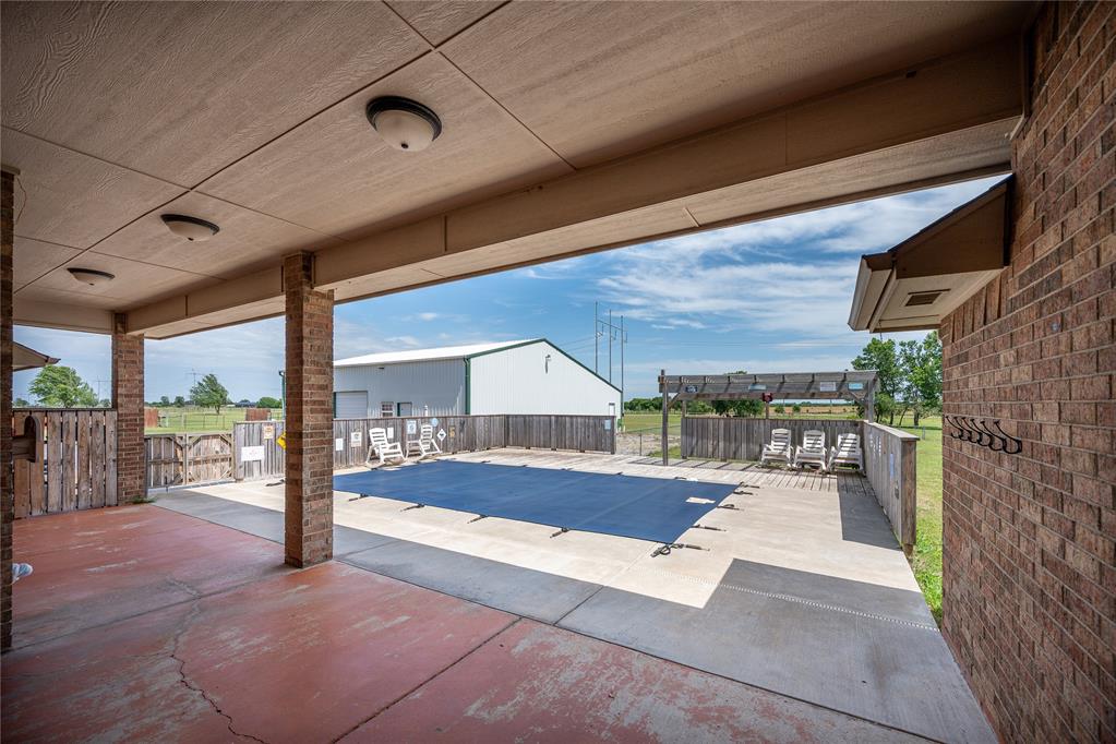 2858 Fields Road Property Photo 32