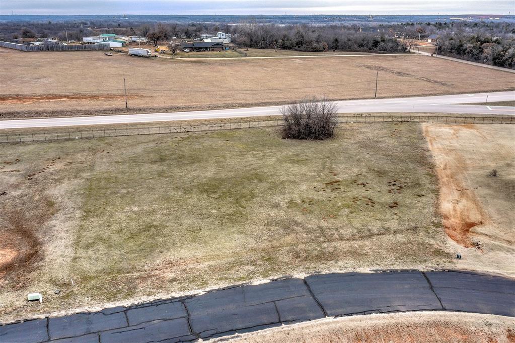 5216 Strait Drive Property Photo 2