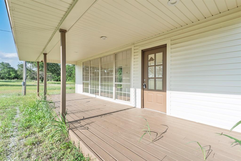 1705 W Walnut Street Property Photo 3
