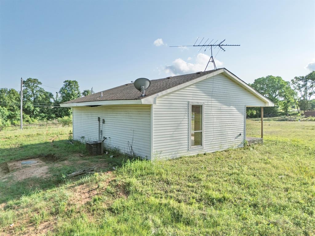 1705 W Walnut Street Property Photo 34