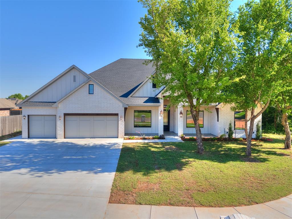 3700 Hunter Glen Drive Property Photo 2