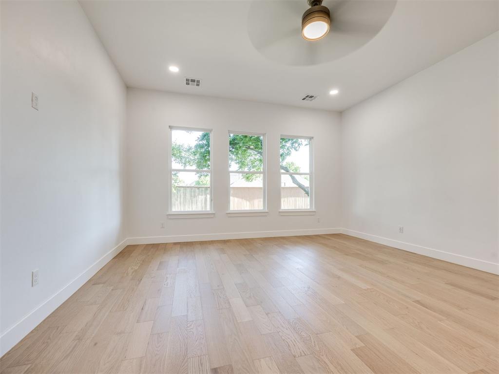 3700 Hunter Glen Drive Property Photo 27