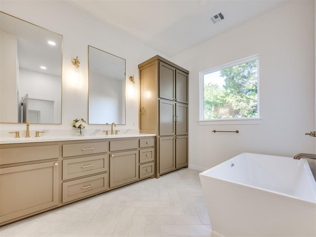 3700 Hunter Glen Drive Property Photo 29