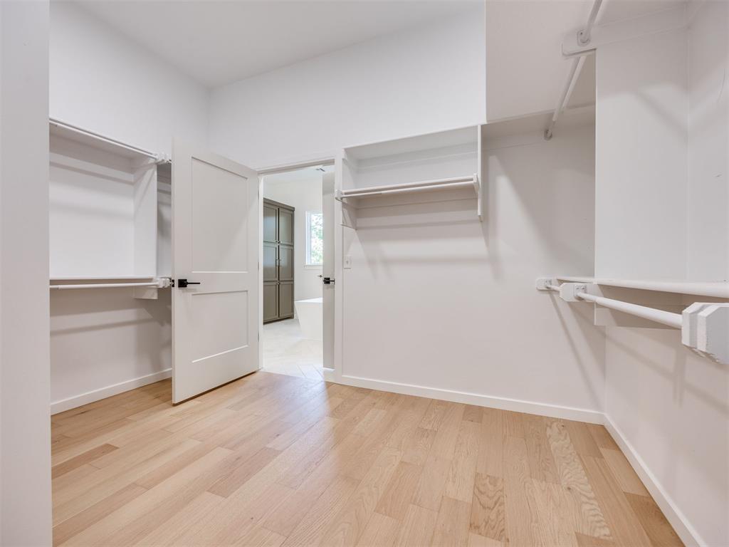 3700 Hunter Glen Drive Property Photo 33
