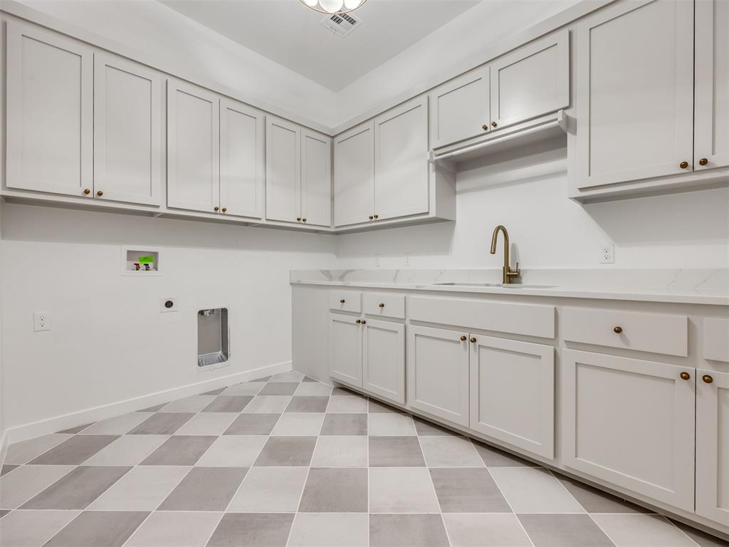 3700 Hunter Glen Drive Property Photo 35