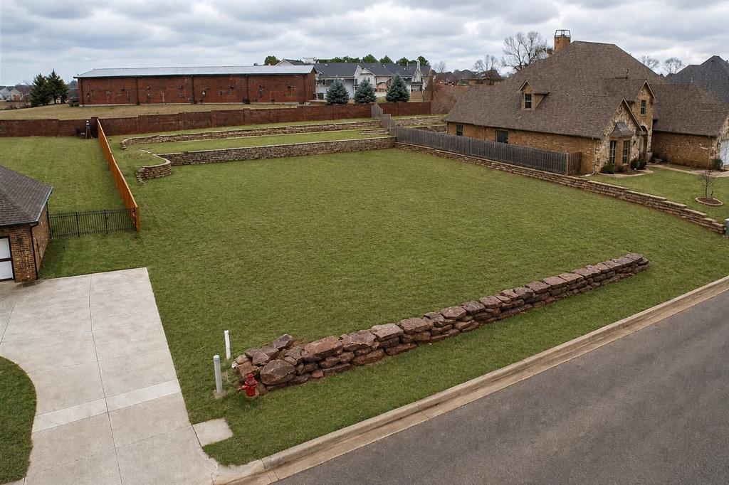 2932 Lakeshire Ridge Way Property Photo 3