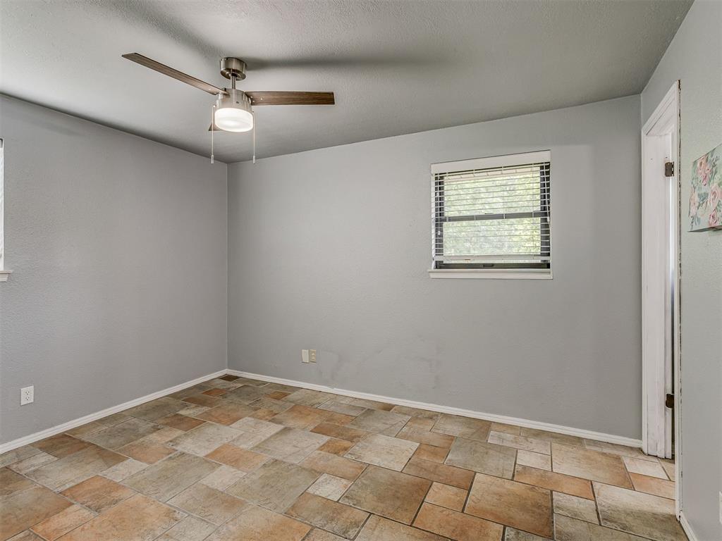 4200 Se 54th Street Property Photo 6