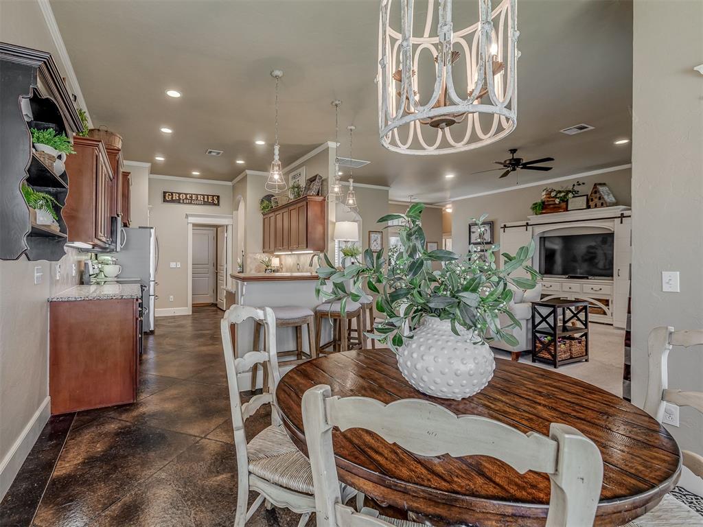 16205 Old Oak Drive Property Photo 19