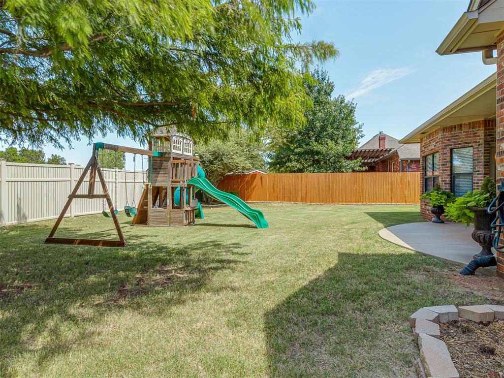 16205 Old Oak Drive Property Photo 39