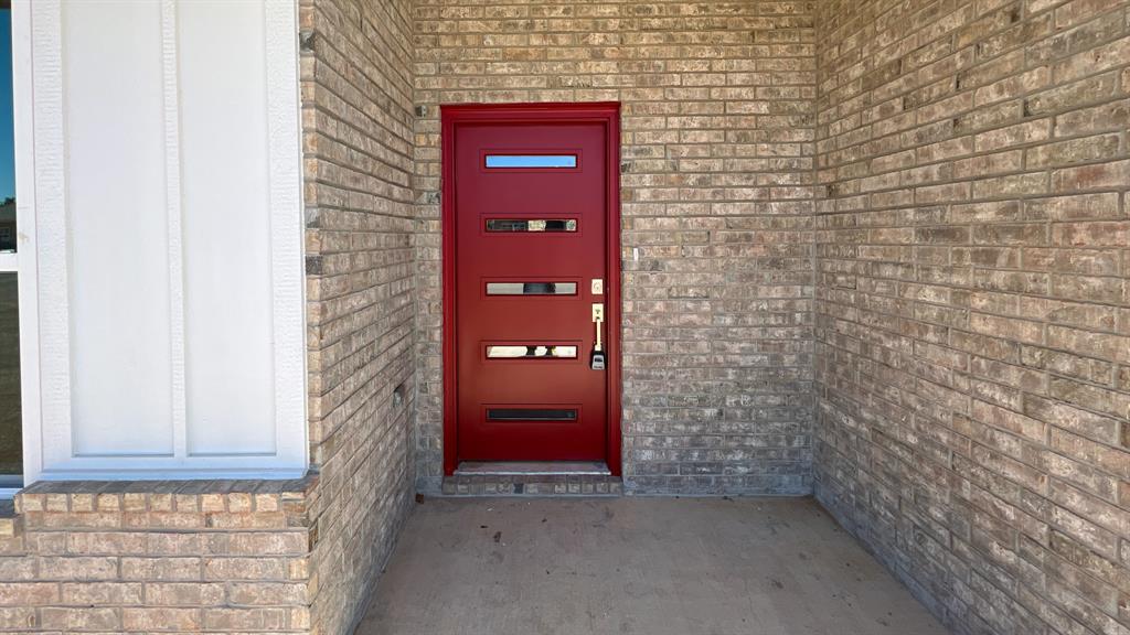 416 Remington Avenue Property Photo 2
