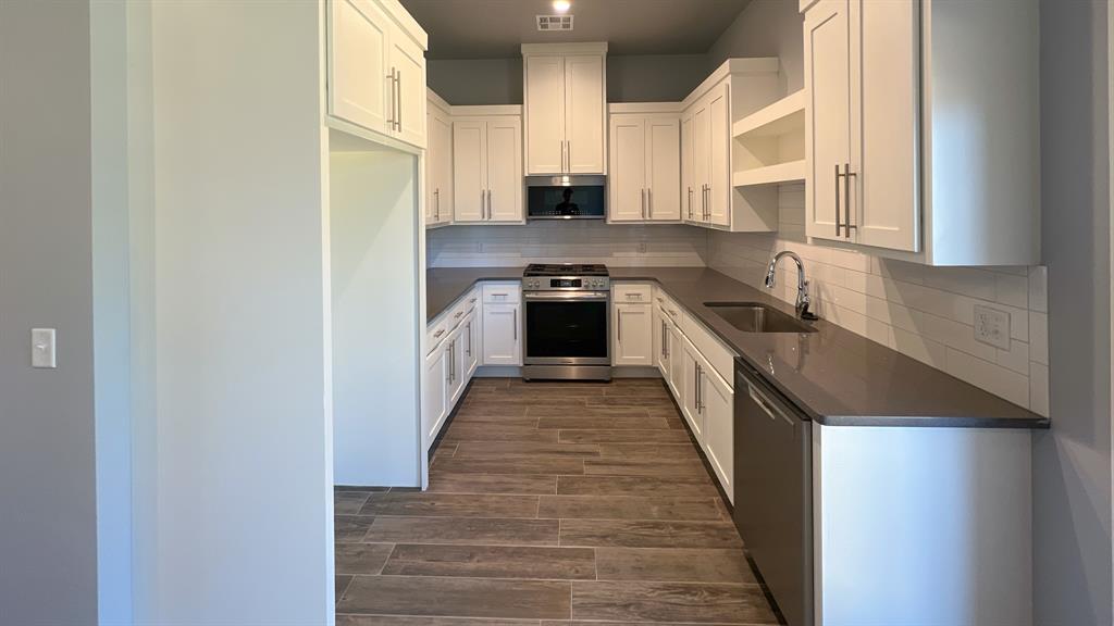 416 Remington Avenue Property Photo 9