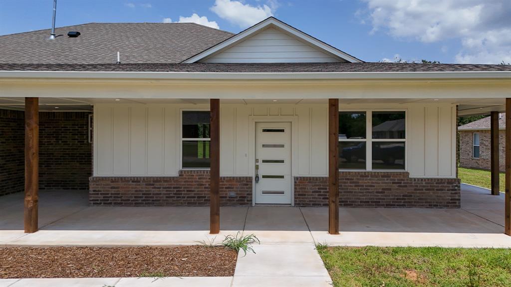 17611 Natalie Court Property Photo 2
