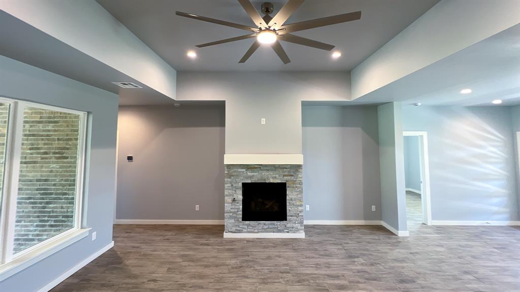17611 Natalie Court Property Photo 6