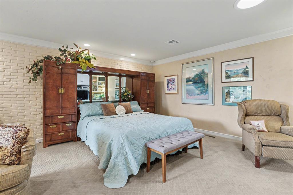 12905 Deerfield Court Property Photo 22