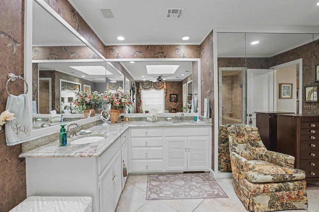 12905 Deerfield Court Property Photo 25
