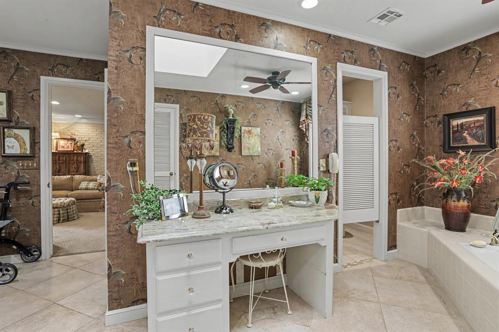 12905 Deerfield Court Property Photo 26