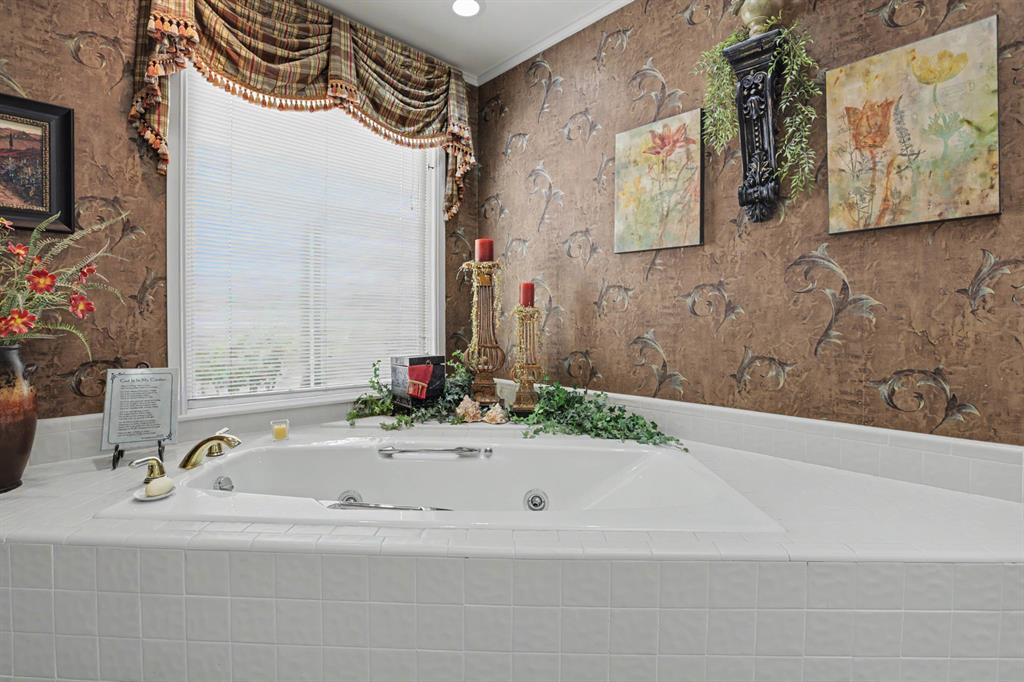 12905 Deerfield Court Property Photo 27
