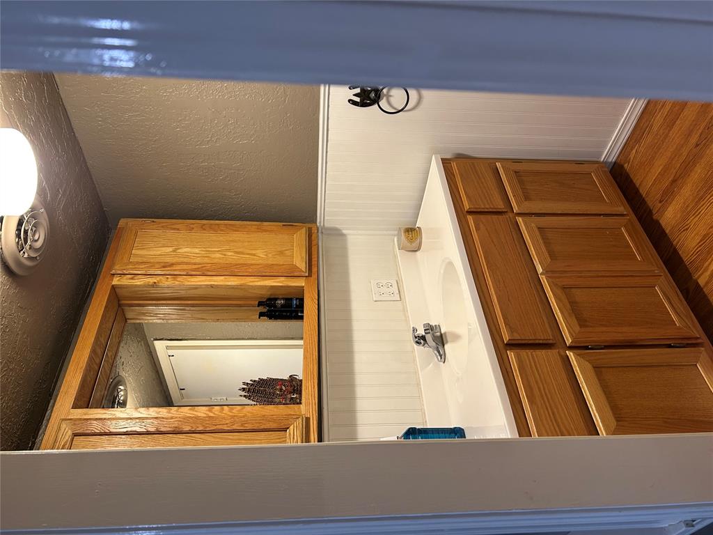 414 N Broadway Avenue Property Photo 5