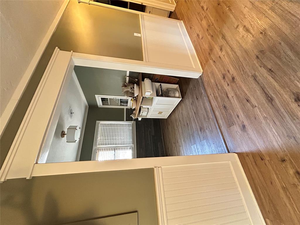 414 N Broadway Avenue Property Photo 14