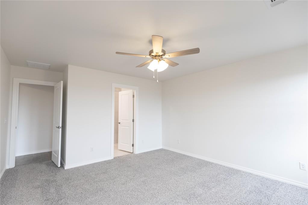 9217 Nw 119th Street Property Photo 5
