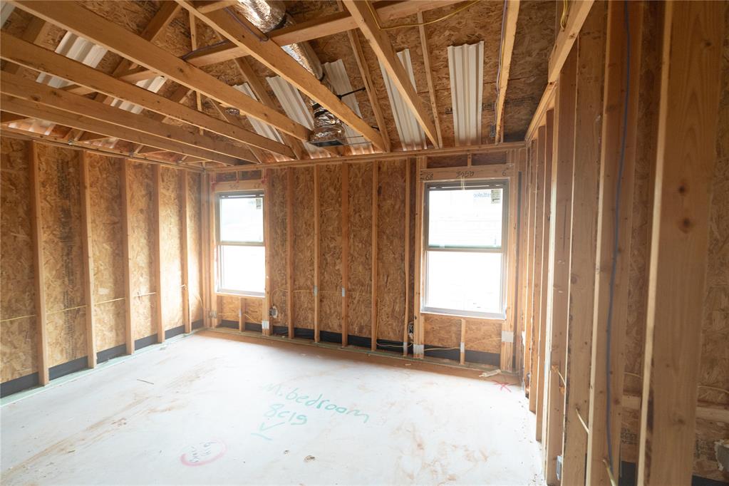 805 Westfall Boulevard Property Photo 5