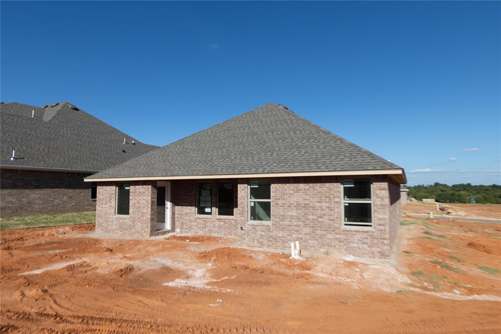 805 Westfall Boulevard Property Photo 17