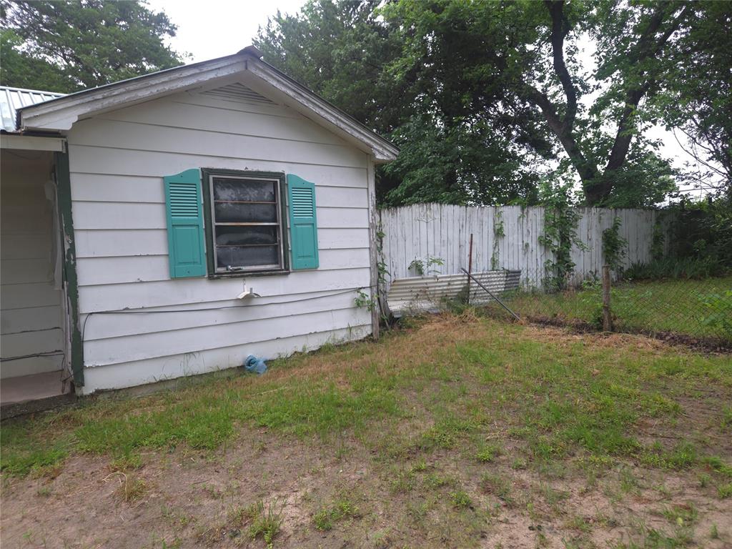 3707 Springdale Road Property Photo 2