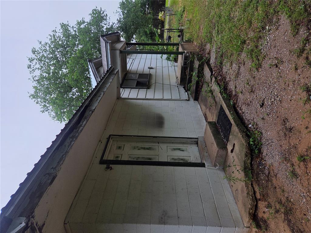 3707 Springdale Road Property Photo 6