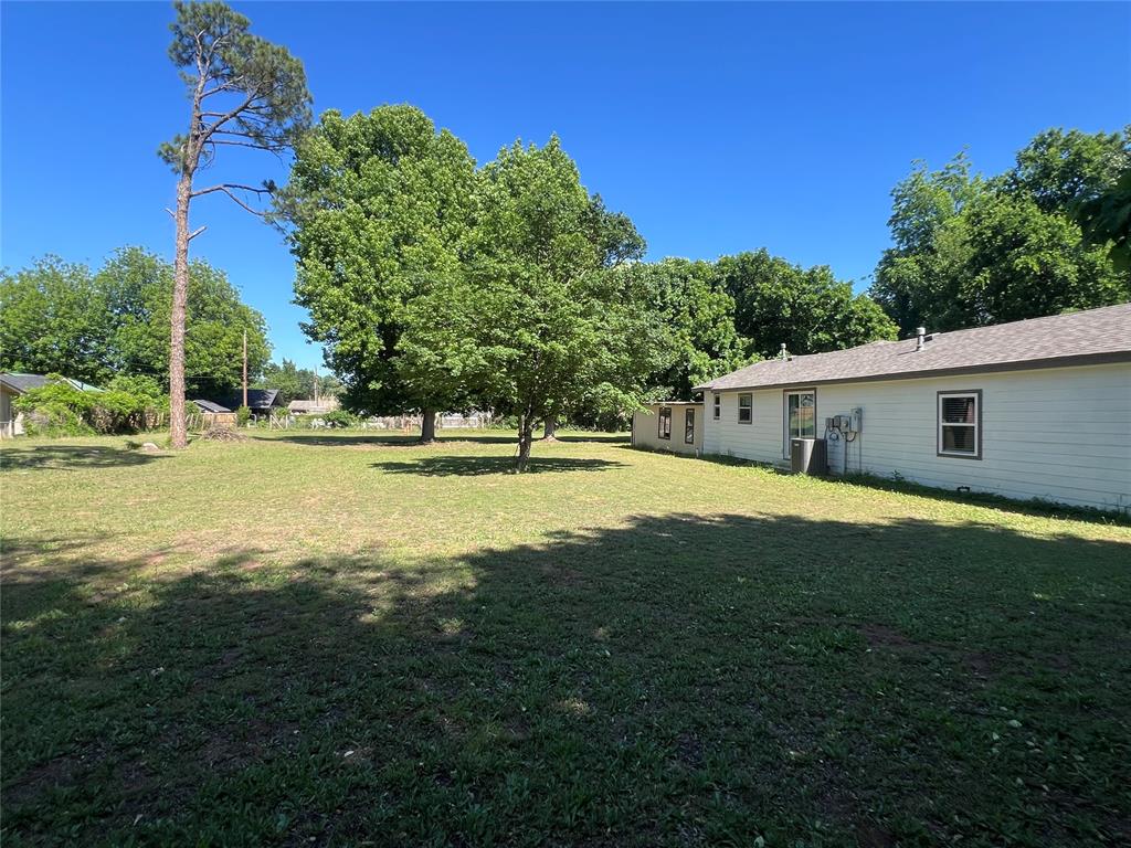 229 E Juniper Lane Property Photo 6
