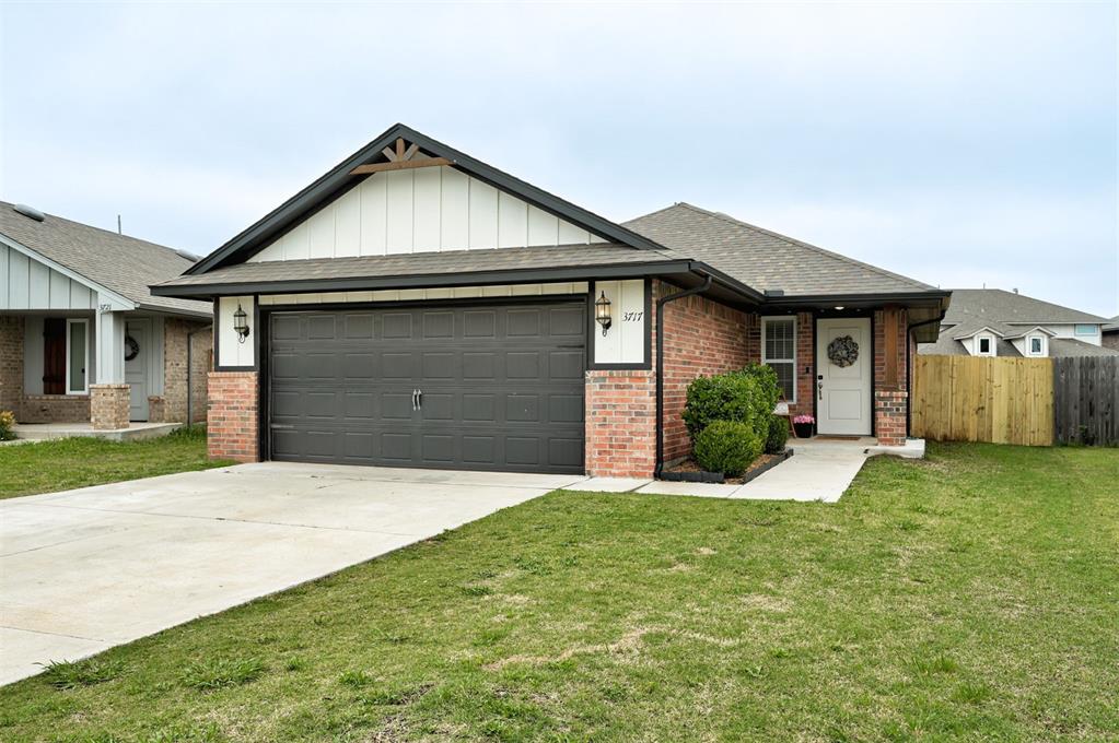 3717 Central Park Drive Property Photo 10
