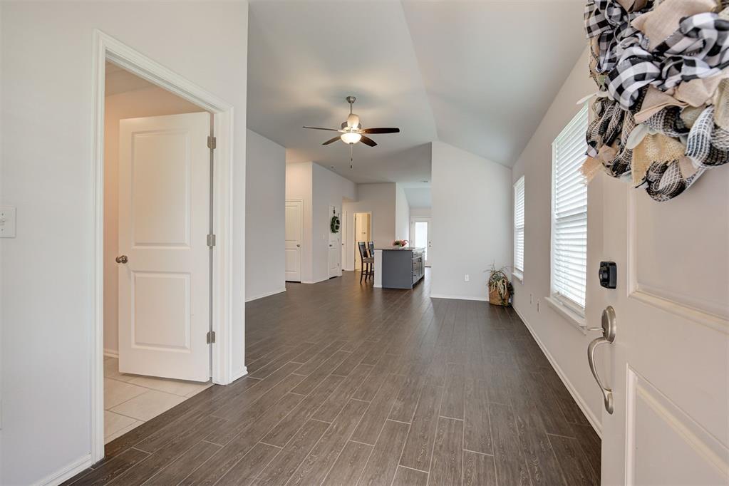 3717 Central Park Drive Property Photo 15