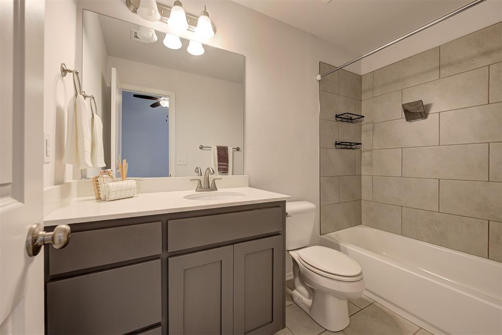 3717 Central Park Drive Property Photo 23