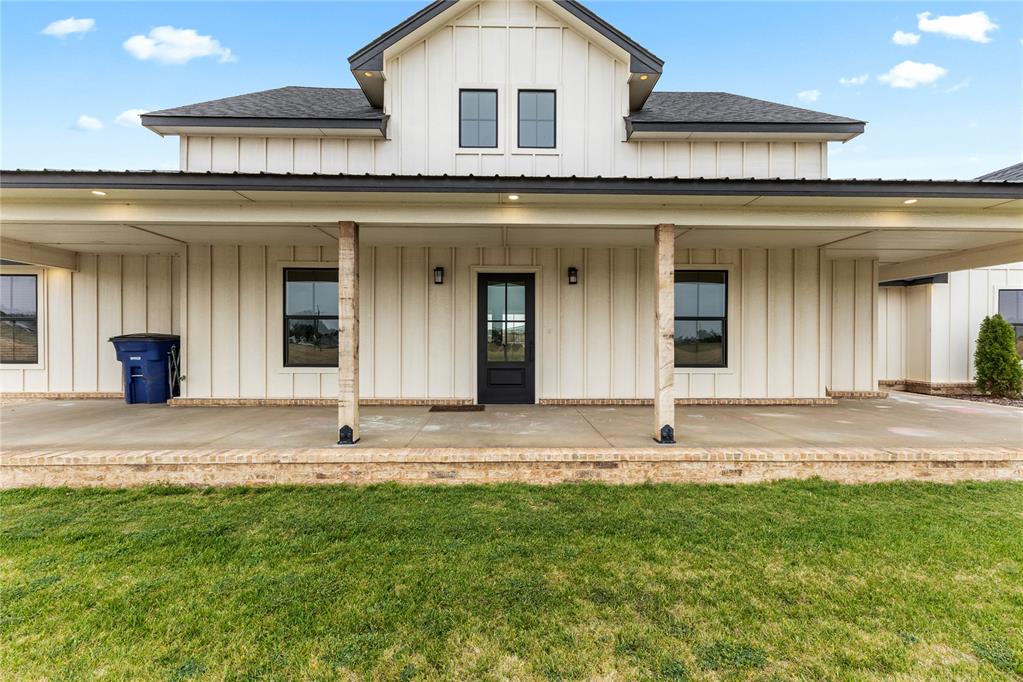 300 Murrel Avenue Property Photo 4