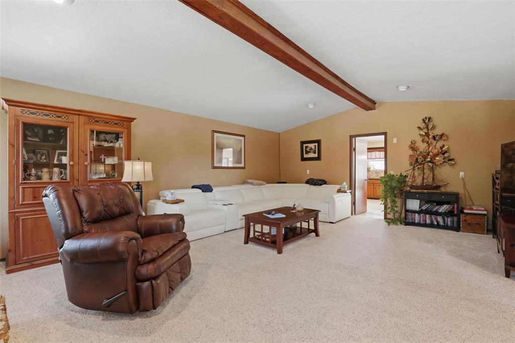 11404 Spring Creek Road Property Photo 6