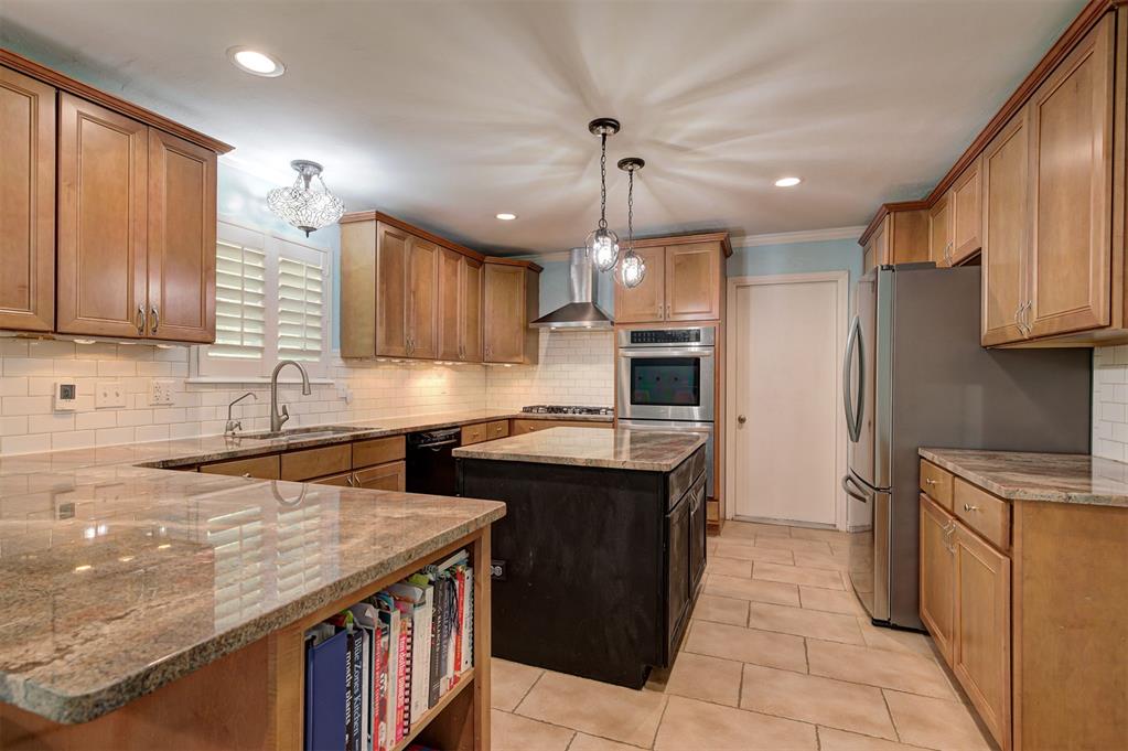 2400 Old Farm Road Property Photo 11
