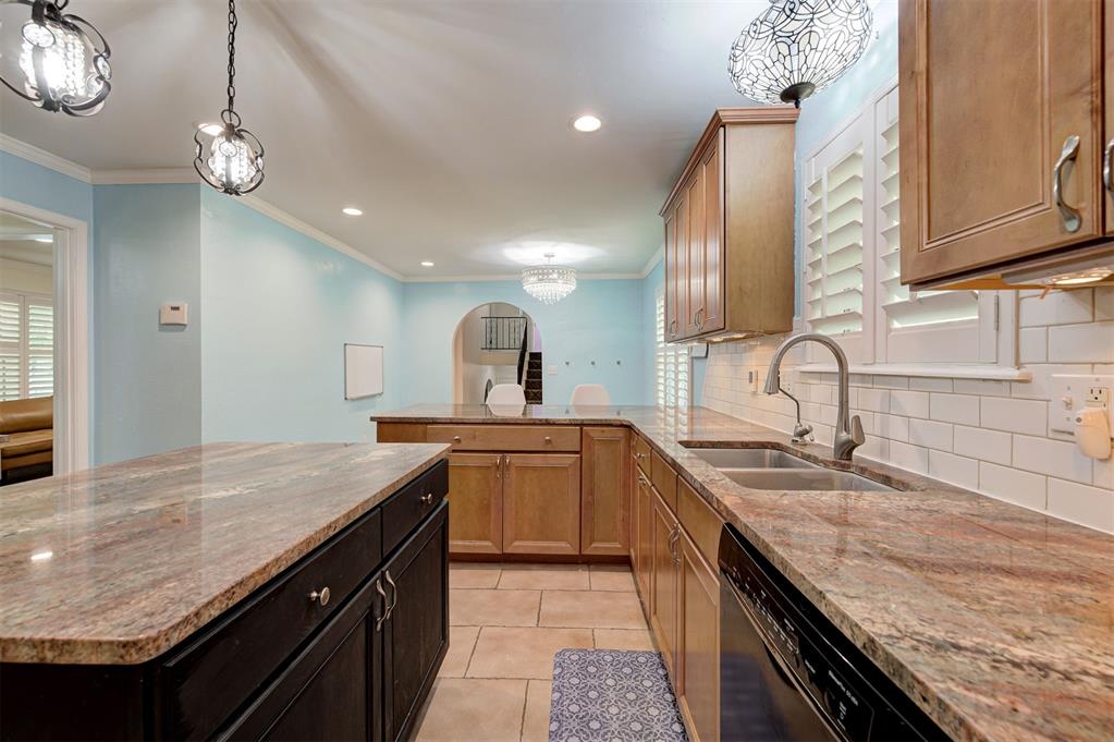2400 Old Farm Road Property Photo 14