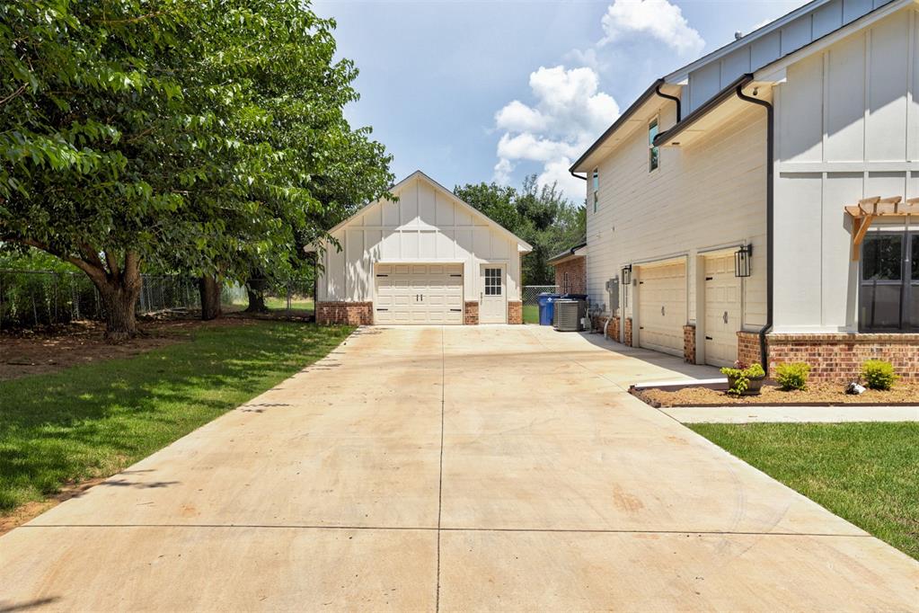 7 Summit Road Property Photo 2