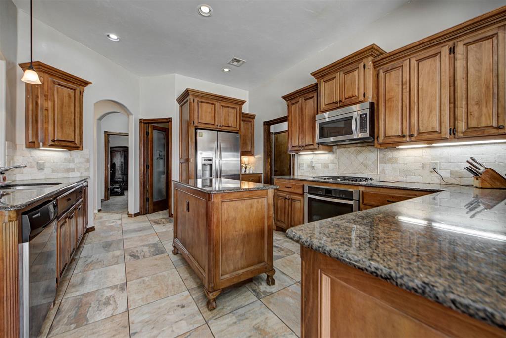 3477 Ne Eastridge Circle Property Photo 15