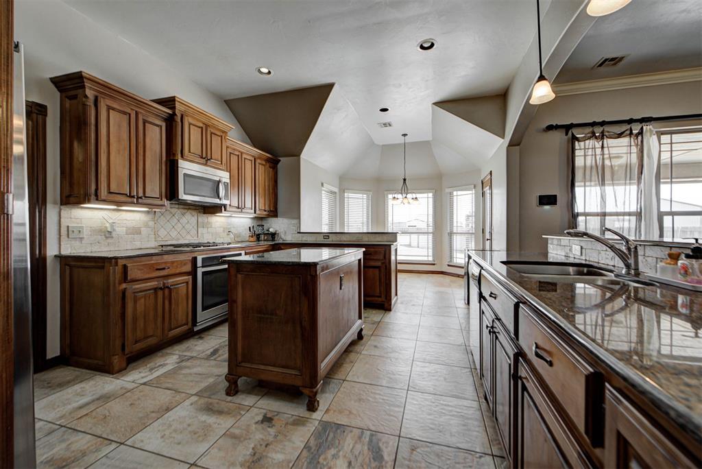 3477 Ne Eastridge Circle Property Photo 18