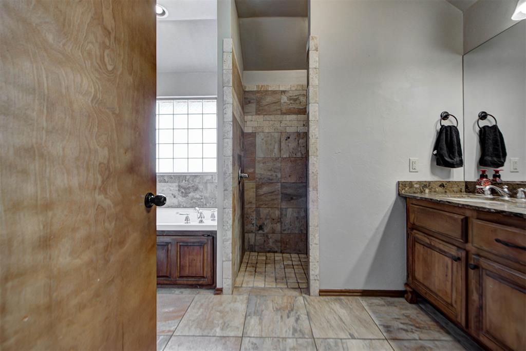 3477 Ne Eastridge Circle Property Photo 26