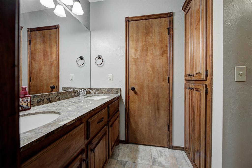 3477 Ne Eastridge Circle Property Photo 41