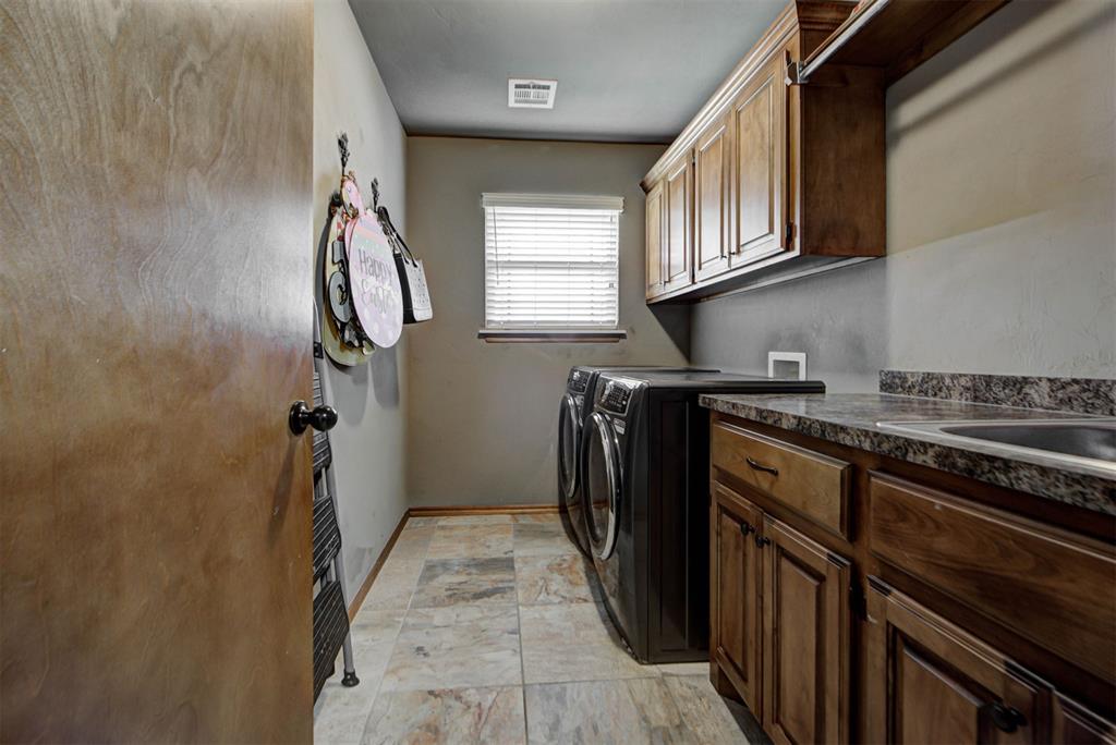 3477 Ne Eastridge Circle Property Photo 42