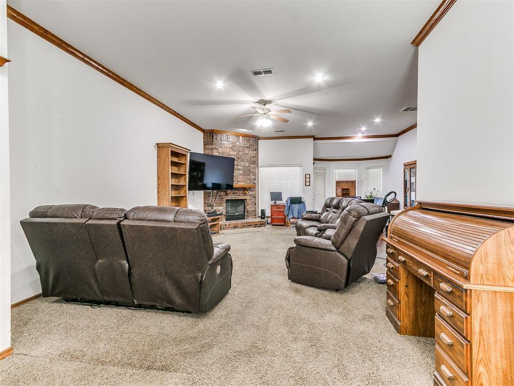 15509 Vicki Drive Property Photo 8
