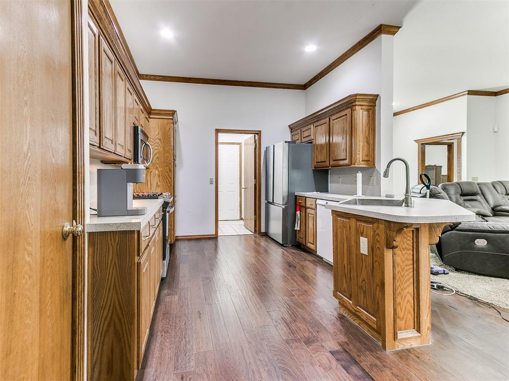 15509 Vicki Drive Property Photo 15