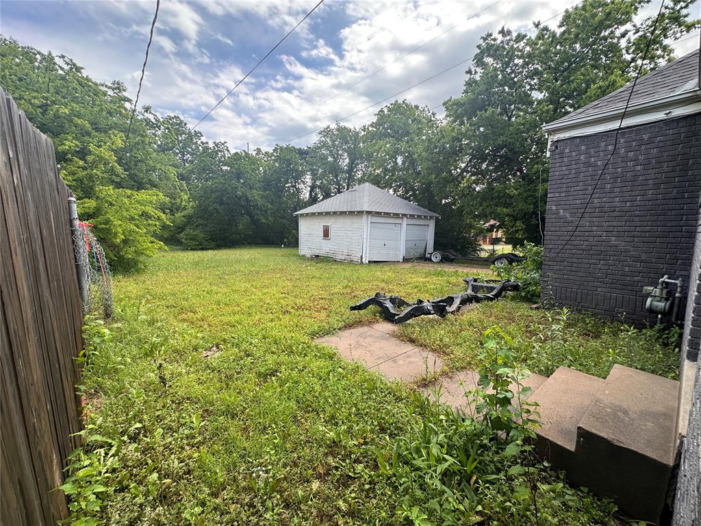 941 Ne 20th Street Property Photo 23